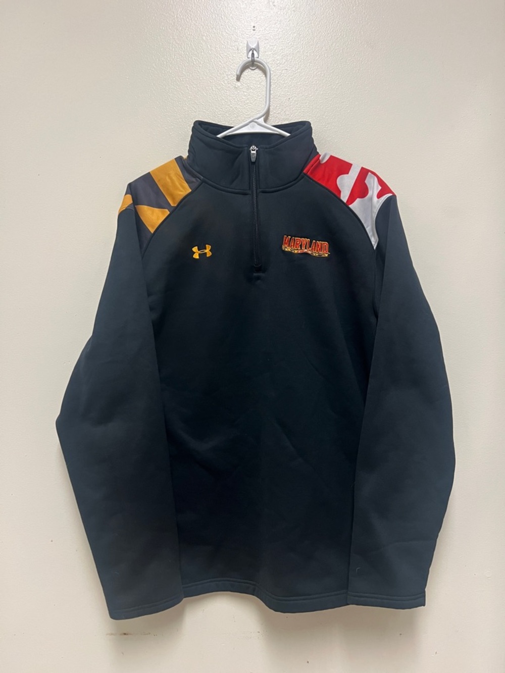 Under Armour UMD Quarter-Zip Pullover